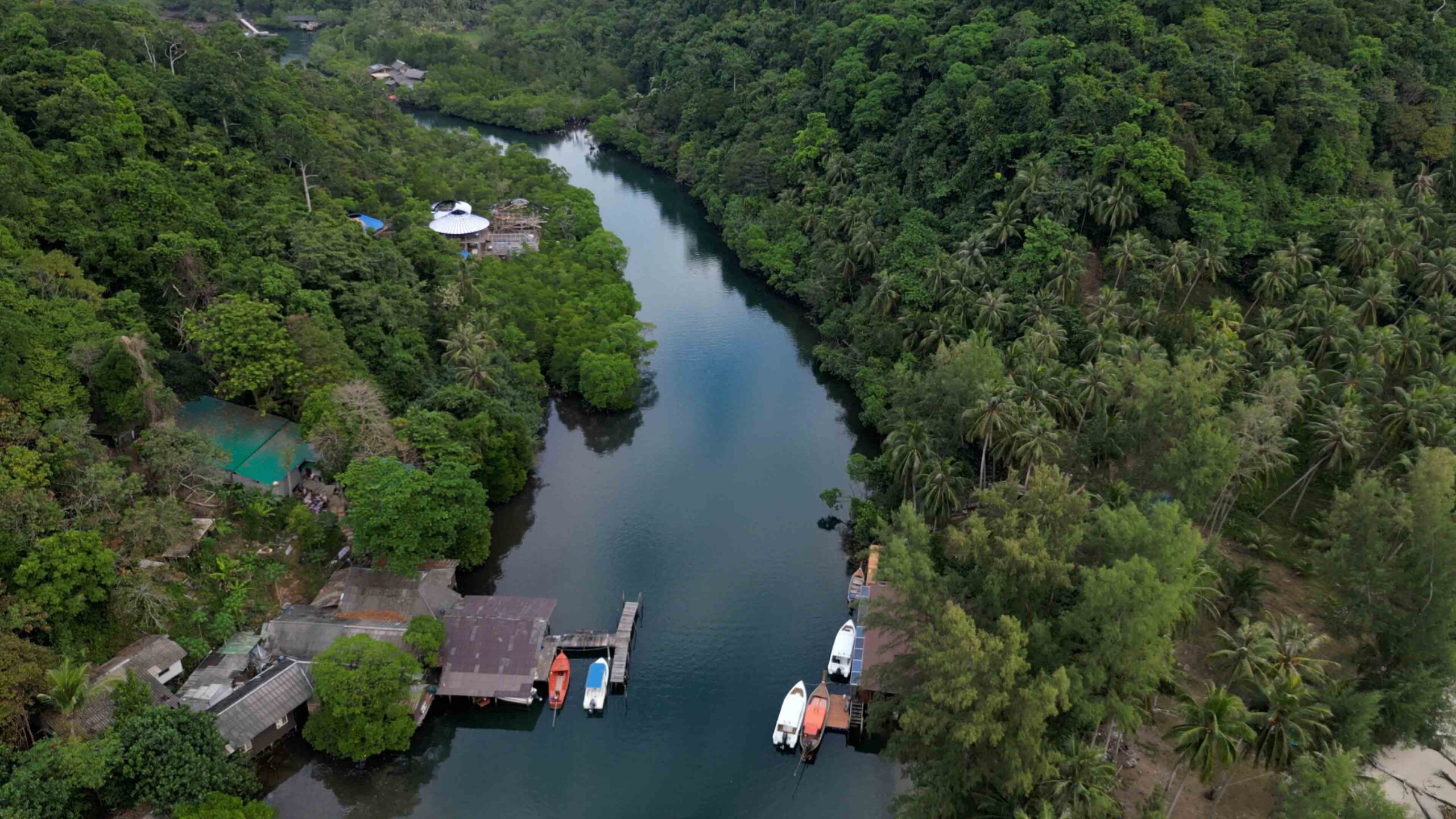 sailing koh chang to Koh Kut Thailand 