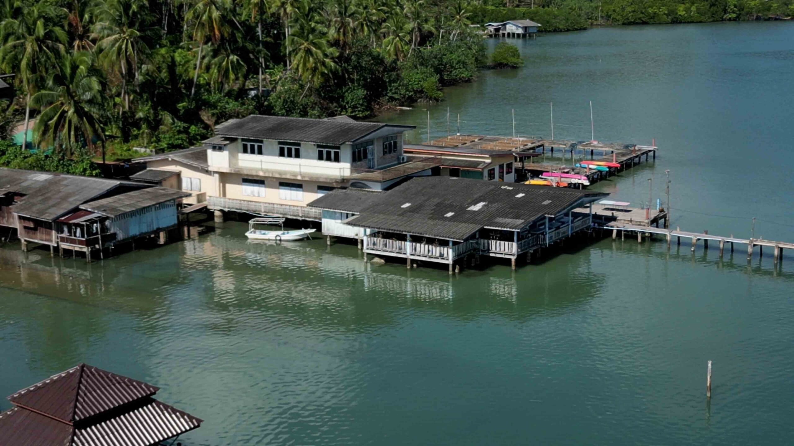 sailing koh chang to Koh Kut Thailand 