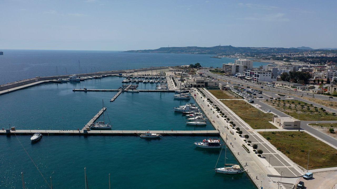 Rhodes marina